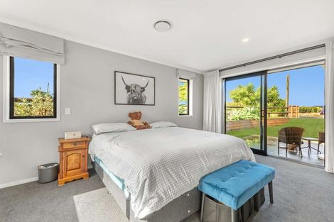 Photo of property in 2 Atutahi Street, Hurdon, New Plymouth, 4310