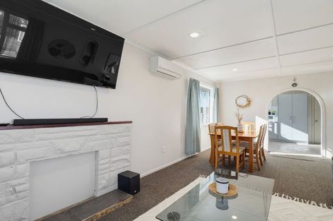 Photo of property in 24 Lee Street, Castlecliff, Whanganui, 4501