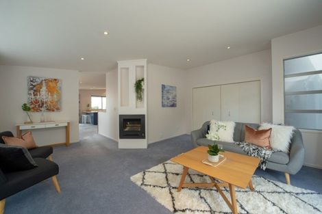 Photo of property in 21c Ruakiwi Road, Hamilton Lake, Hamilton, 3204