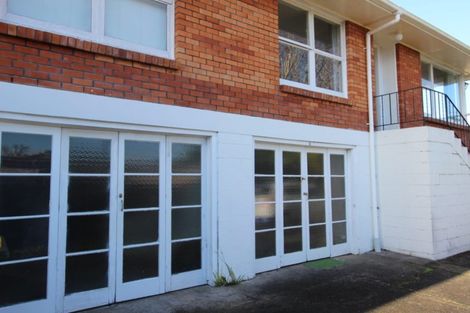 Photo of property in 51 Northboro Road, Belmont, Auckland, 0622