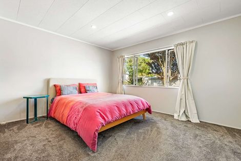 Photo of property in 10 Thebes Street, Pomare, Rotorua, 3015