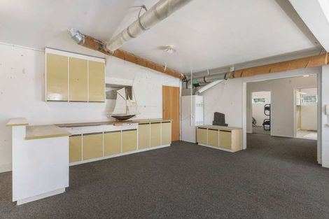 Photo of property in 7a Welbourn Terrace, Welbourn, New Plymouth, 4310