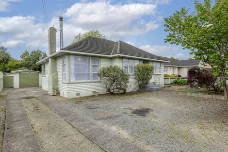 Photo of property in 35 Saint Annes Street, Levin, 5510