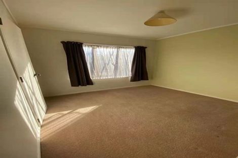 Photo of property in 56 Vintage Drive, Henderson, Auckland, 0612