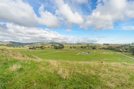 Photo of property in 162 Pacific Drive, Fitzherbert, Palmerston North, 4410