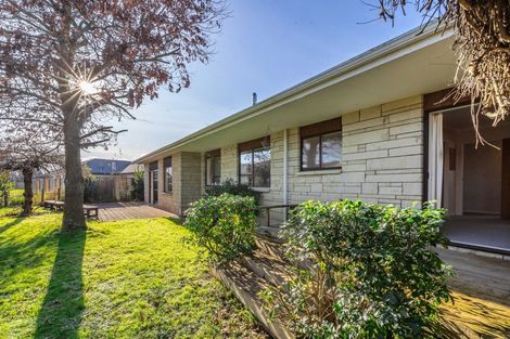 Photo of property in 7 Oak View Place, Greytown, 5712
