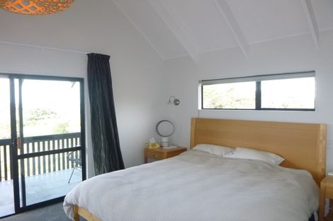 Photo of property in 31 Waimana Avenue, Northcote Point, Auckland, 0627