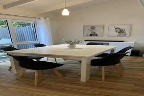 Photo of property in 4 Hiwihau Place, Glenfield, Auckland, 0629