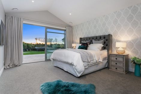 Photo of property in 7 Mike Smith Drive, Cambridge, 3434