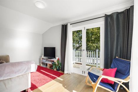 Photo of property in 603 Peak Road, Helensville, 0875