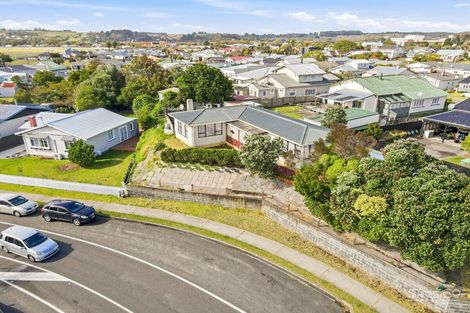 Photo of property in 9 Alma Road, Gonville, Whanganui, 4501