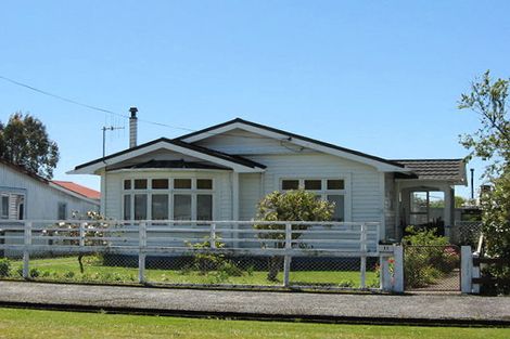 Photo of property in 11 Gladstone Street, Westport, 7825