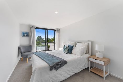 Photo of property in 2/80 Mccormacks Bay Road, Mount Pleasant, Christchurch, 8081
