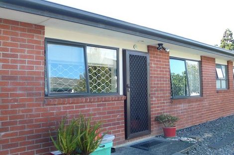 Photo of property in 80 Glenveagh Park Drive, Weymouth, Auckland, 2103
