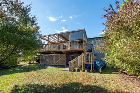 Photo of property in 14 Ogilvie Road, Kinloch, Taupo, 3377