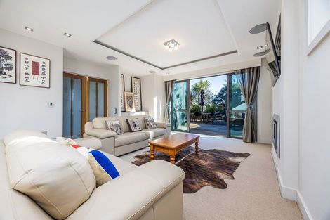 Photo of property in 106 Hillcrest Road, Hatfields Beach, Orewa, 0931