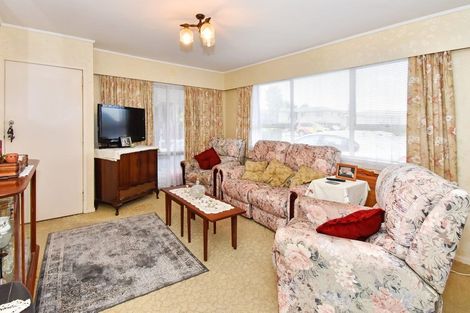 Photo of property in 1/10 Mail Avenue, Weymouth, Auckland, 2103