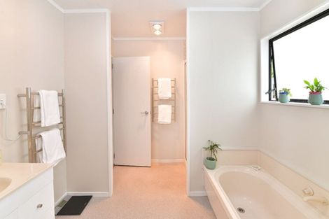 Photo of property in 29 Polkinghorne Drive, Manly, Whangaparaoa, 0930