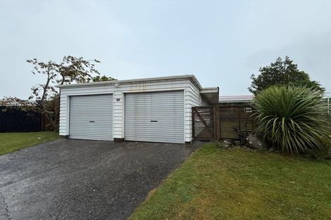 Photo of property in 4 Peach Tree Grove, Maungaraki, Lower Hutt, 5010