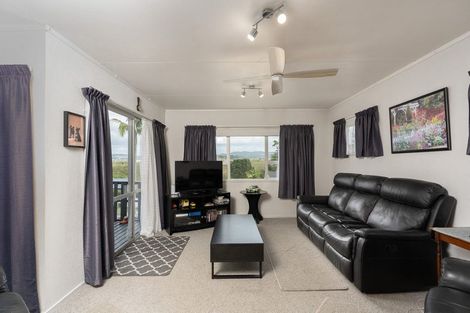 Photo of property in 10 Arawa Place, Onerahi, Whangarei, 0110