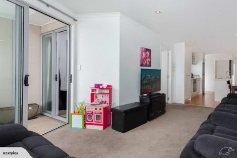 Photo of property in Algarve Apartments, 314/332 Maunganui Road, Mount Maunganui, 3116