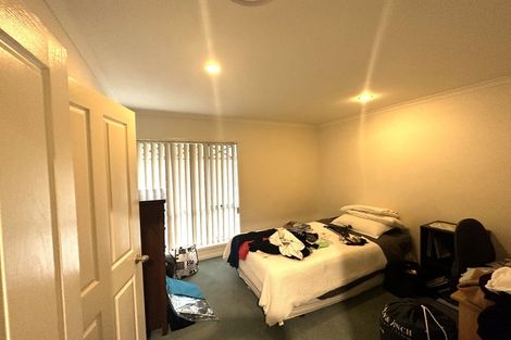 Photo of property in 6 Aaronville Way, East Tamaki, Auckland, 2016