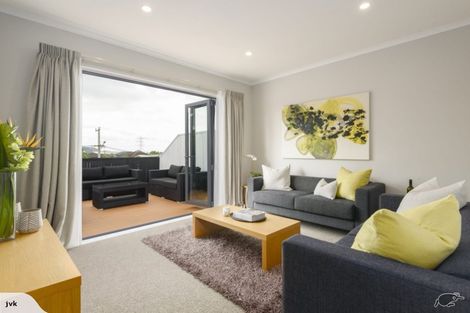 Photo of property in 26 Komanawa Lane, Mount Wellington, Auckland, 1062