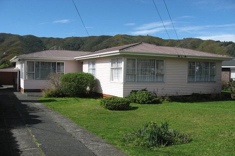 Photo of property in 18 Westminster Road, Wainuiomata, Lower Hutt, 5014