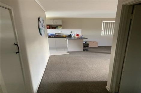Photo of property in 3/152 Lincoln Road, Henderson, Auckland, 0610