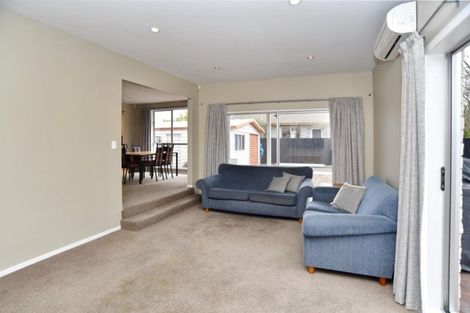 Photo of property in 63 Solomon Avenue, Redwood, Christchurch, 8051