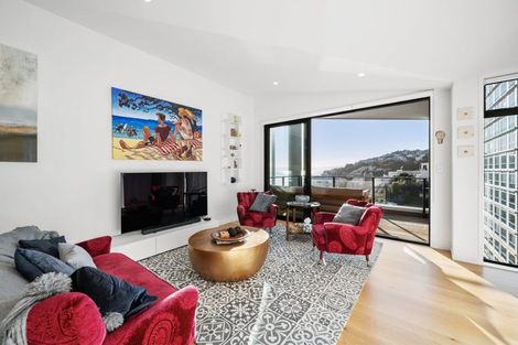 Photo of property in 1/18 Oriental Terrace, Oriental Bay, Wellington, 6011