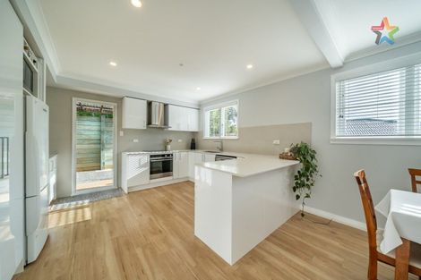 Photo of property in 110 Manuka Street, Stokes Valley, Lower Hutt, 5019