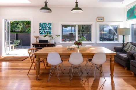 Photo of property in 30 Sugarloaf Road, Brooklyn, Wellington, 6021