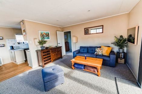 Photo of property in 15 Linwood Drive, Paraparaumu, 5032