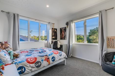 Photo of property in 1 Macpherson Street, Meadowbank, Auckland, 1072