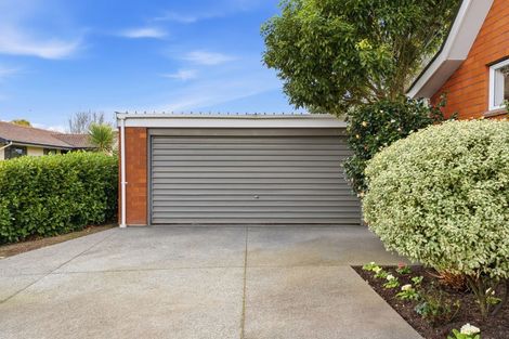 Photo of property in 7 Calbreath Place, Russley, Christchurch, 8042