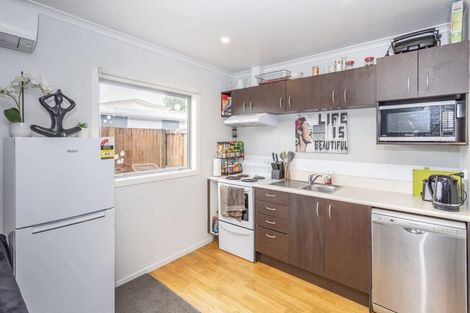 Photo of property in 15b Korimako Street, Frankton, Hamilton, 3204