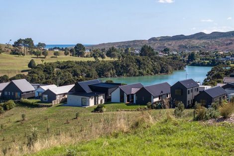 Photo of property in 110 Rangitahi Road, Raglan, 3225