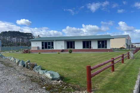 Photo of property in 5 Mcfeely Street, Tuatapere, 9620