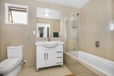 Photo of property in 34 Aquarius Avenue, Glen Eden, Auckland, 0602