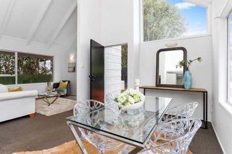 Photo of property in 2/21 Simon Ellice Drive, Bayview, Auckland, 0629