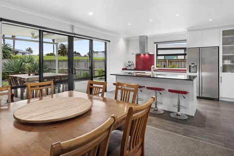 Photo of property in 18 Mariners Haven, One Tree Point, 0118