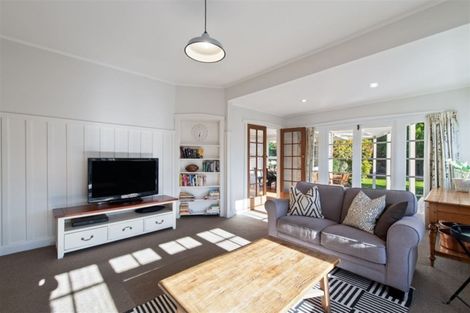 Photo of property in 163 Mays Road, St Albans, Christchurch, 8052