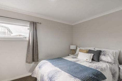 Photo of property in 84 Amohia Street, Paraparaumu, 5032