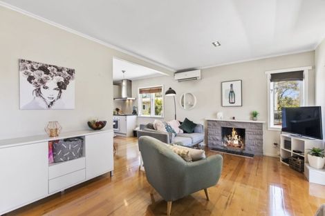 Photo of property in 1/33a Egremont Street, Belmont, Auckland, 0622