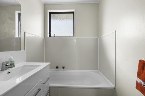 Photo of property in 94a Tawa Street, Melville, Hamilton, 3206