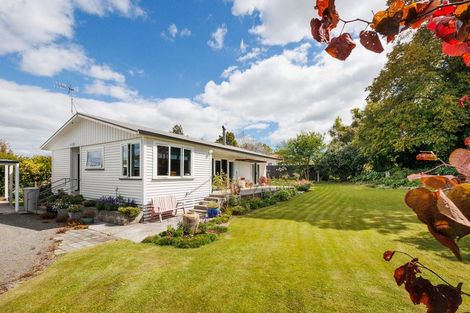 Photo of property in 8a Bond Street, Marton, 4710