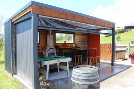 Photo of property in 11 Toiora Close, Takaka, 7110