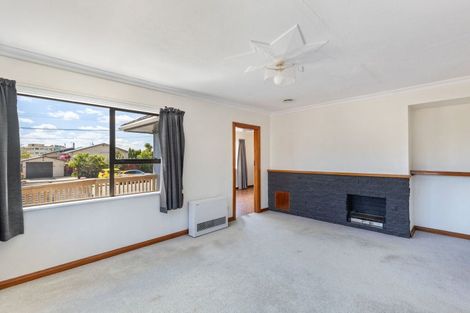 Photo of property in 110 Seaview Road, Westown, New Plymouth, 4310