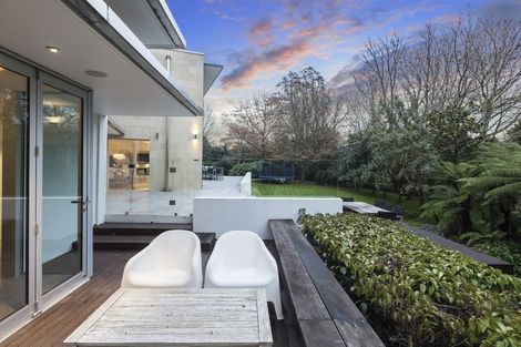 Photo of property in 8 Saint Barnabas Lane, Fendalton, Christchurch, 8052